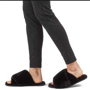 Sorel Go-Mail Run Black Slippers size 6